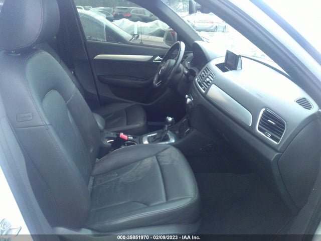 WA1BCCFS0JR001621 Audi Q3 Premium/sport Premium