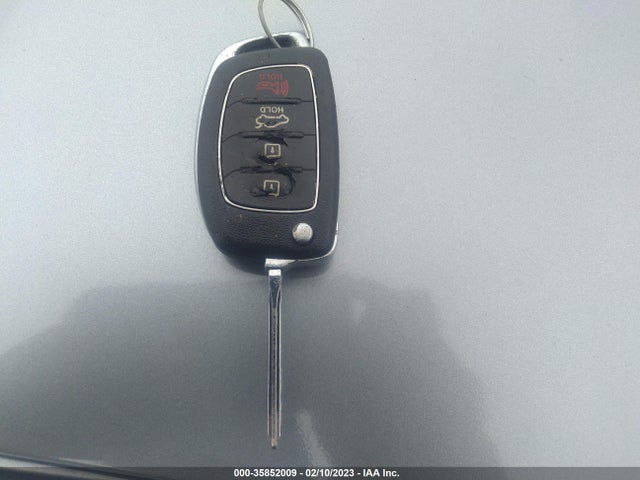 2017 HYUNDAI SONATA SE VIN: 5NPE24AF2HH478767