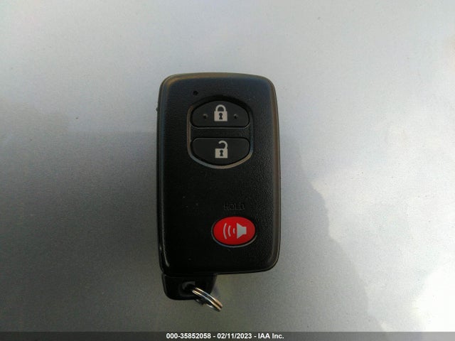 Toyota PRIUS V 2015 JTDZN3EU3FJ035110 Image 3