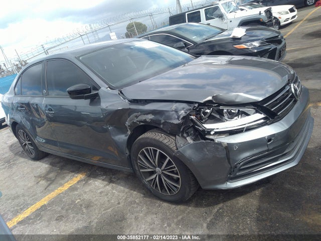 2018 Volkswagen Jetta, VIN: 3VWDB7AJ0JM227969
