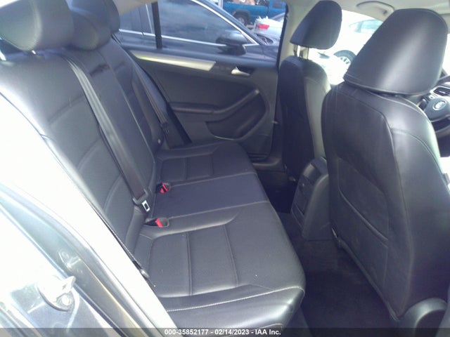 2018 Volkswagen Jetta, VIN: 3VWDB7AJ0JM227969