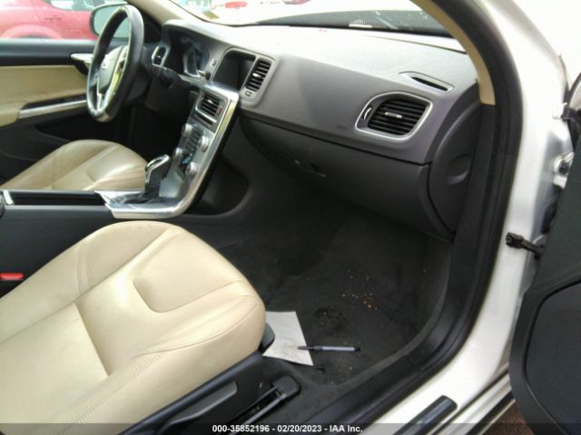 YV126MFLXJ2458340 Volvo S60 Dynamic