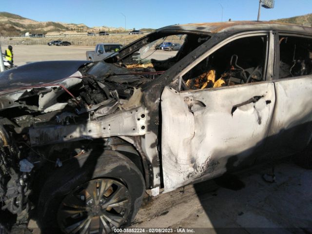 JN8AT3BA9MW001528 Nissan ROGUE SV