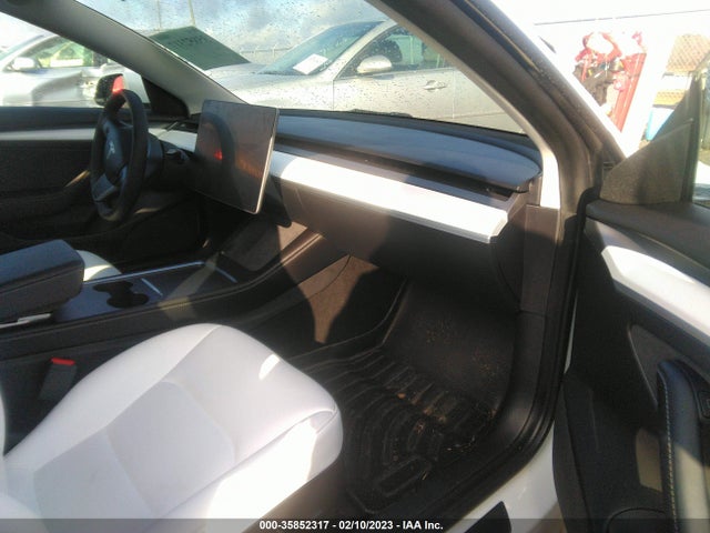 Tesla Model 3 Long Range 2022 5YJ3E1EBXNF305528 Image 5