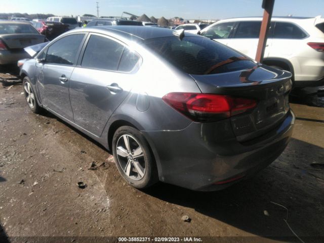 3KPFL4A73JE242486 KIA FORTE S