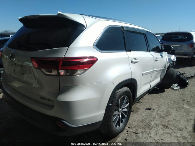 Toyota Highlander Se/xle 2019 5TDJZRFH8KS590833 Image 4