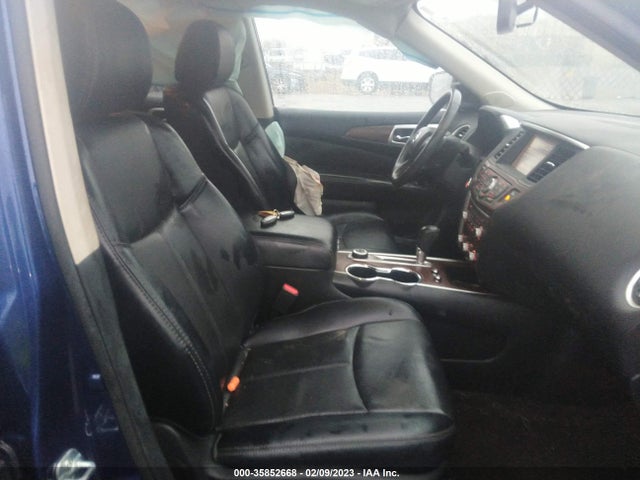 2017 Nissan Pathfinder, VIN: 5N1DR2MM2HC672227