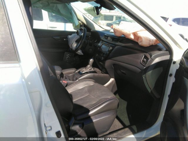 5N1AT2MT5HC878329 Nissan Rogue Sl