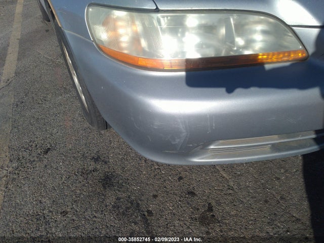 2001 HONDA ACCORD SDN VP VIN: 1HGCF86681A131468