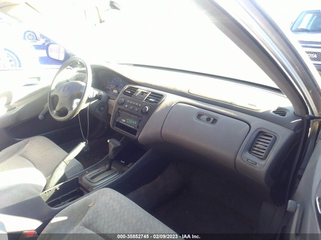2001 HONDA ACCORD SDN VP VIN: 1HGCF86681A131468
