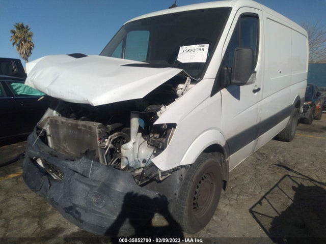 WD3PE7CD8JP605619 Mercedes-Benz SPRINTER CARGO VAN