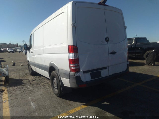 WD3PE7CD8JP605619 Mercedes-Benz SPRINTER CARGO VAN