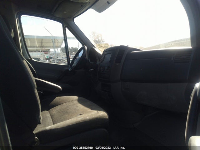 WD3PE7CD8JP605619 Mercedes-Benz SPRINTER CARGO VAN