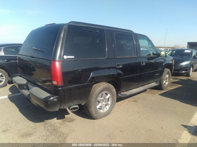 2000 GMC DENALI VIN: 1GKEK13R6YR152196