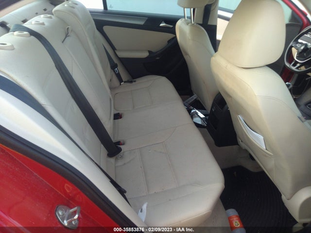 3VWLA7AJ5FM321013 Volkswagen Jetta Sedan 2.0l Tdi Se