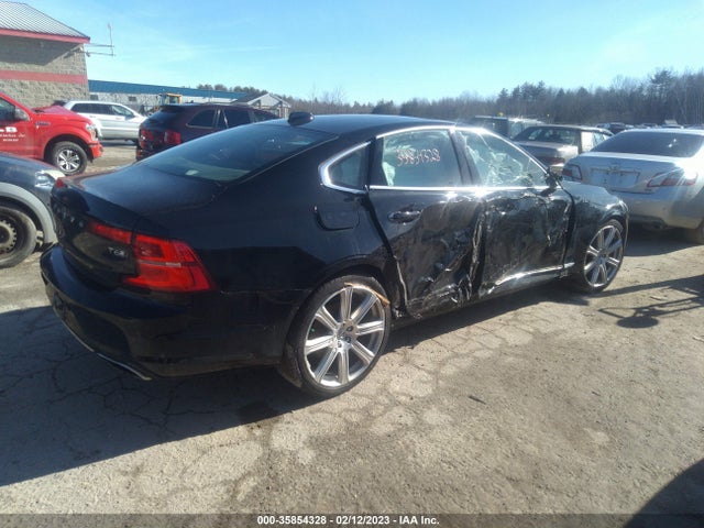 2017 Volvo S90, VIN: YV1A22ML0H1003480