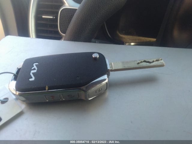 KNDJ23AU3P7846514 KIA SOUL LX