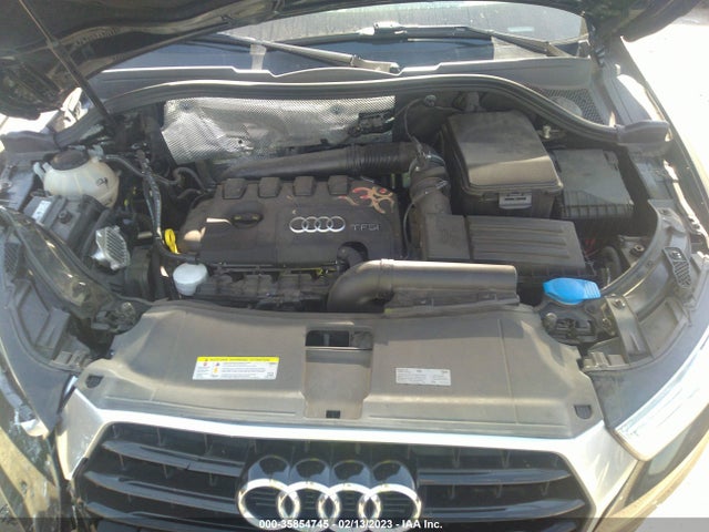 WA1BCCFS9JR024380 Audi Q3 Premium/sport Premium
