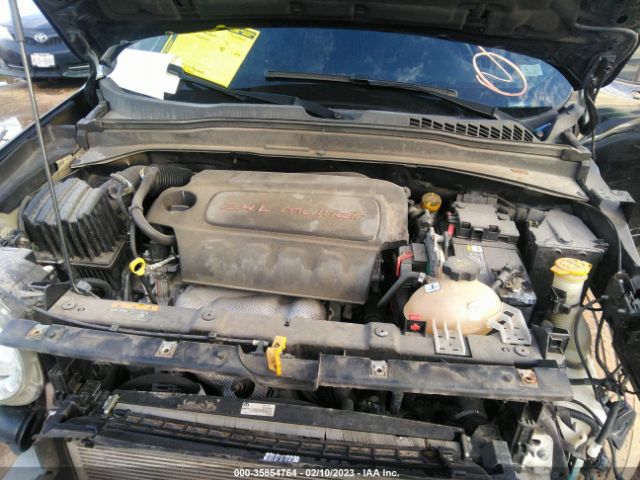 ZACCJABB4HPG15557 Jeep Renegade Latitude
