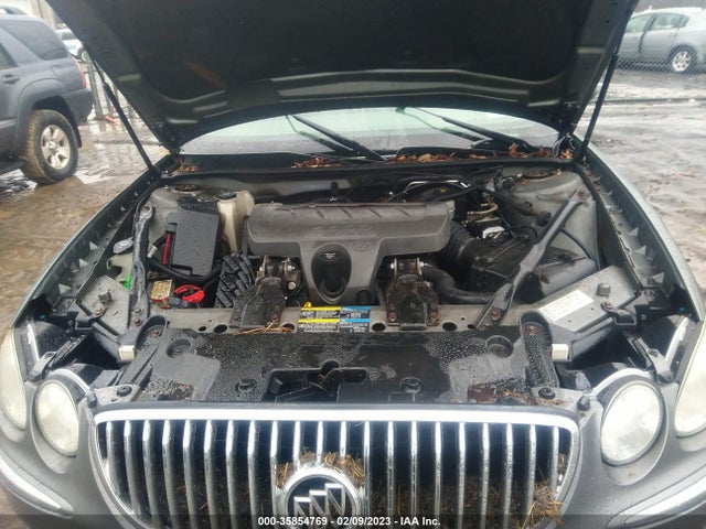2008 BUICK LACROSSE CXL VIN: 2G4WD582481242772