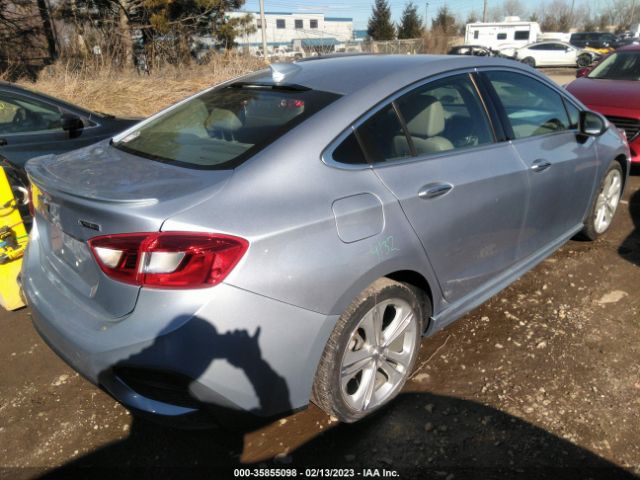 1G1BF5SM8H7110391 Chevrolet Cruze Premier Auto
