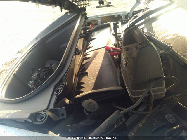 Tesla Model Y Long Range 2022 7SAYGDEE8NF391629 Image 10