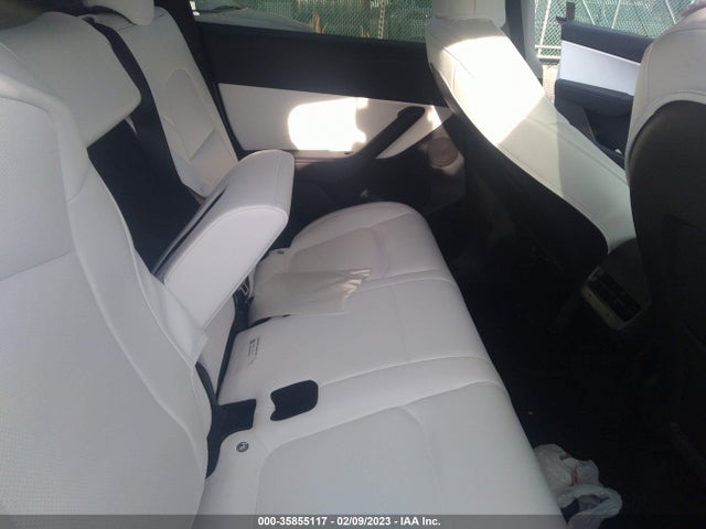 Tesla Model Y Long Range 2022 7SAYGDEE8NF391629 Image 8