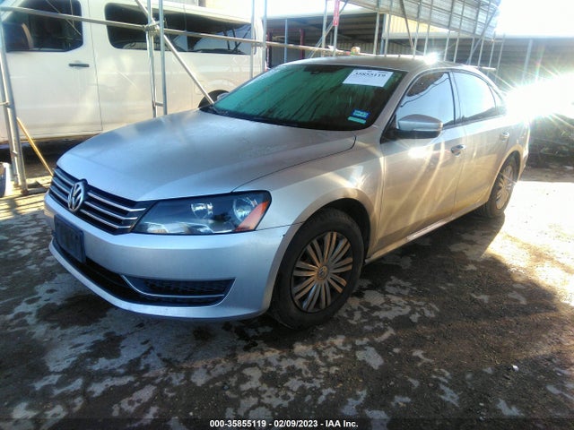 1VWAS7A3XEC046311 Volkswagen PASSAT S
