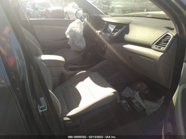 KM8J3CA22JU834094 Hyundai Tucson Value