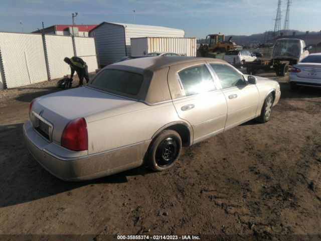 1LNHM82W45Y656665 Lincoln Town Car Signature Limited