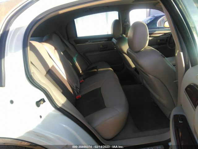 1LNHM82W45Y656665 Lincoln Town Car Signature Limited
