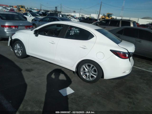 3MYDLBZV2GY145142 Scion IA