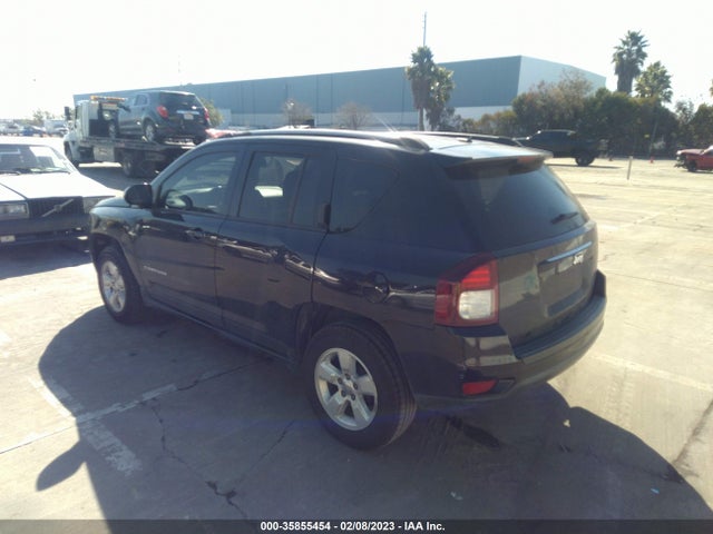 2016 Jeep Compass, VIN: 1C4NJCEA5GD675884