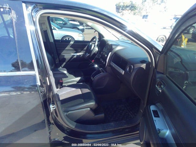 2016 Jeep Compass, VIN: 1C4NJCEA5GD675884
