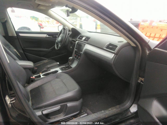 1VWBH7A39DC022745 Volkswagen Passat Se W/sunroof