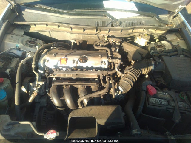 2011 HONDA ACCORD SDN LX VIN: 1HGCP2F39BA118567