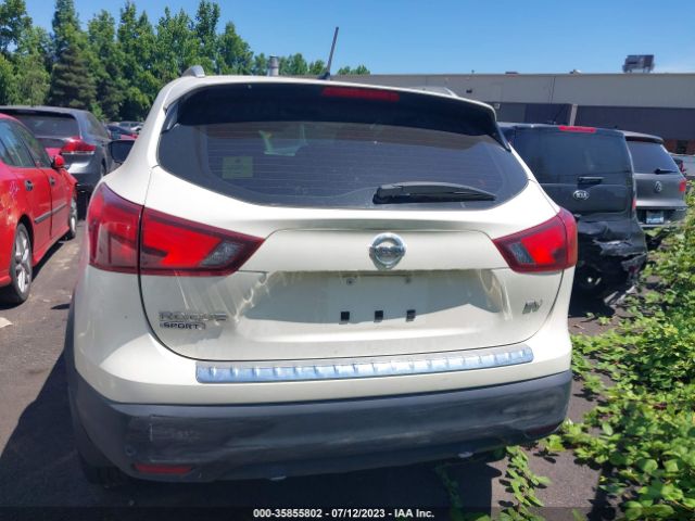 JN1BJ1CP2KW233014 Nissan Rogue Sport Sv