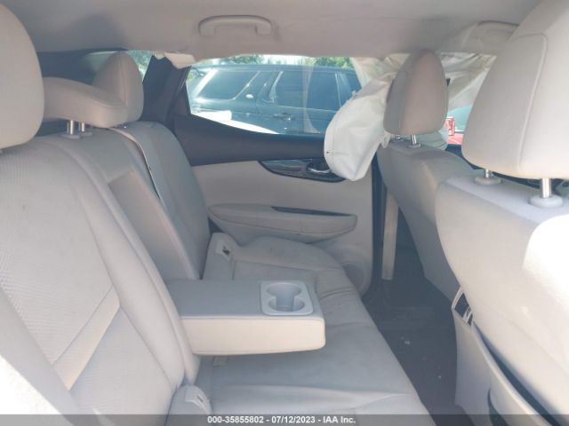 JN1BJ1CP2KW233014 Nissan Rogue Sport Sv