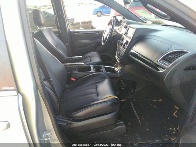 2C4RC1HG5ER189103 Chrysler Town & Country S