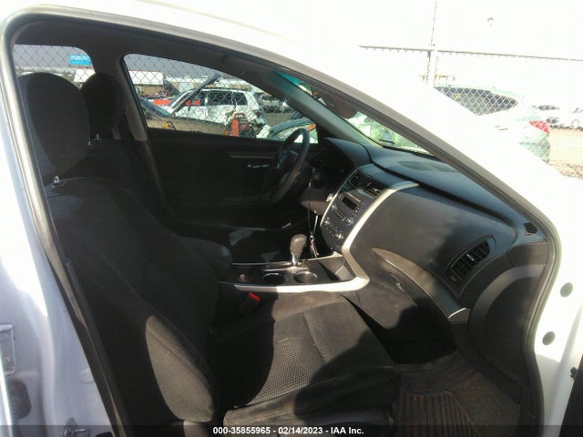 Nissan Altima 2.5 S 2015 1N4AL3AP4FN373309 Image 5