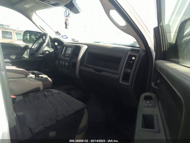 2018 Ram 2500, VIN: 3C6UR5HJXJG364576