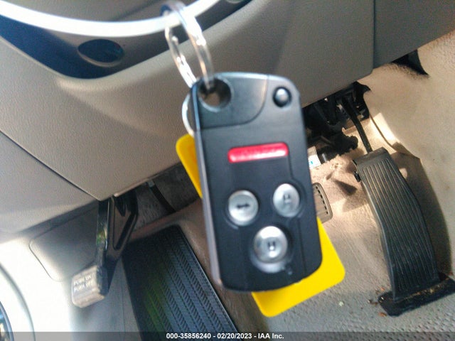 Acura RL 2006 JH4KB16546C005669 Image 3