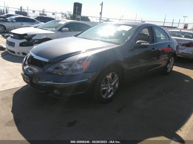 Acura RL 2006 JH4KB16546C005669 Image 2