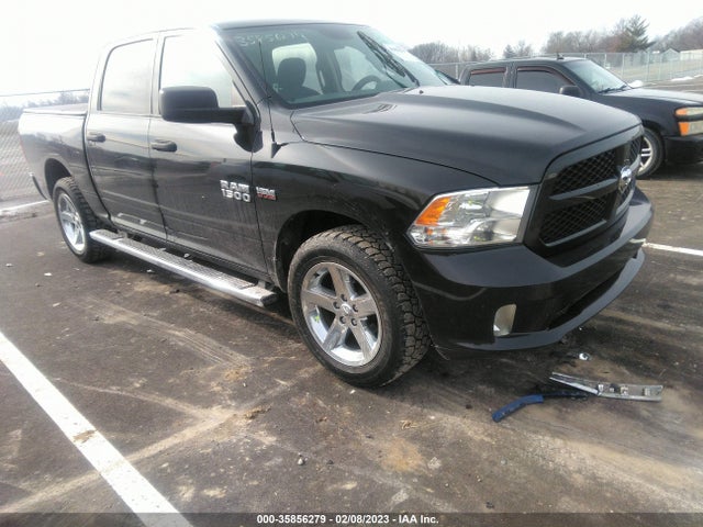 RAM 1500 Express 2018 1C6RR7KT8JS148147 main image