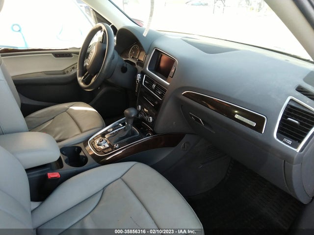 WA1DGAFP6DA098923 Audi Q5 Premium Plus