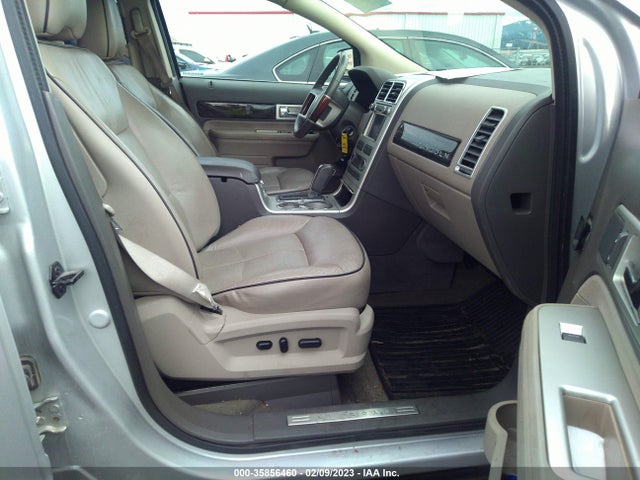 Lincoln MKX 2010 2LMDJ6JC1ABJ31089 Image 5