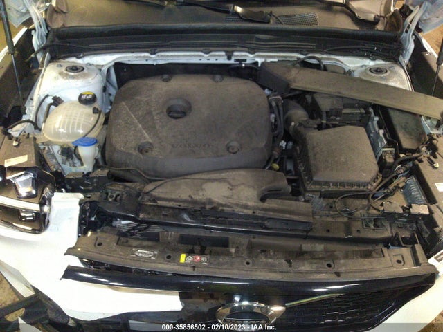 2021 Volvo XC40, VIN: YV4162UM9M2427373