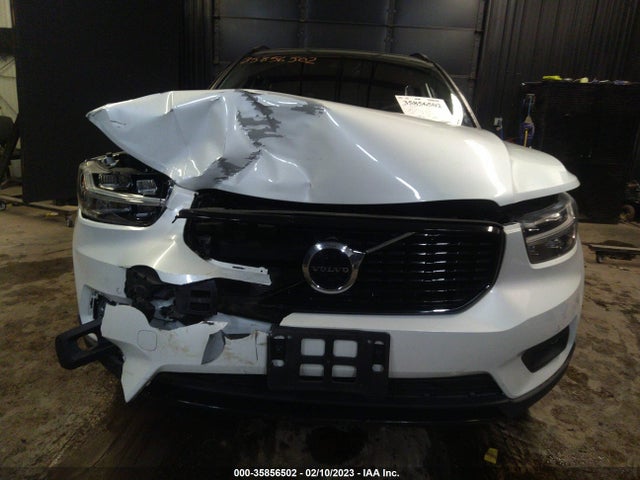 2021 Volvo XC40, VIN: YV4162UM9M2427373