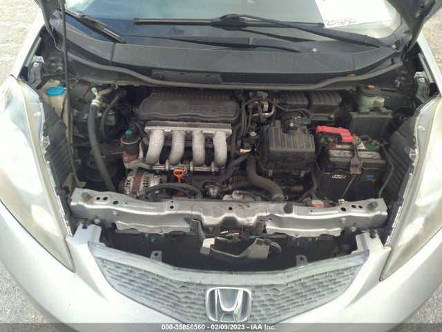 Honda Fit 2010 JHMGE8H25AC014477 Image 11
