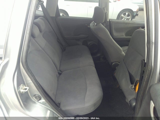 Honda Fit 2010 JHMGE8H25AC014477 Image 9